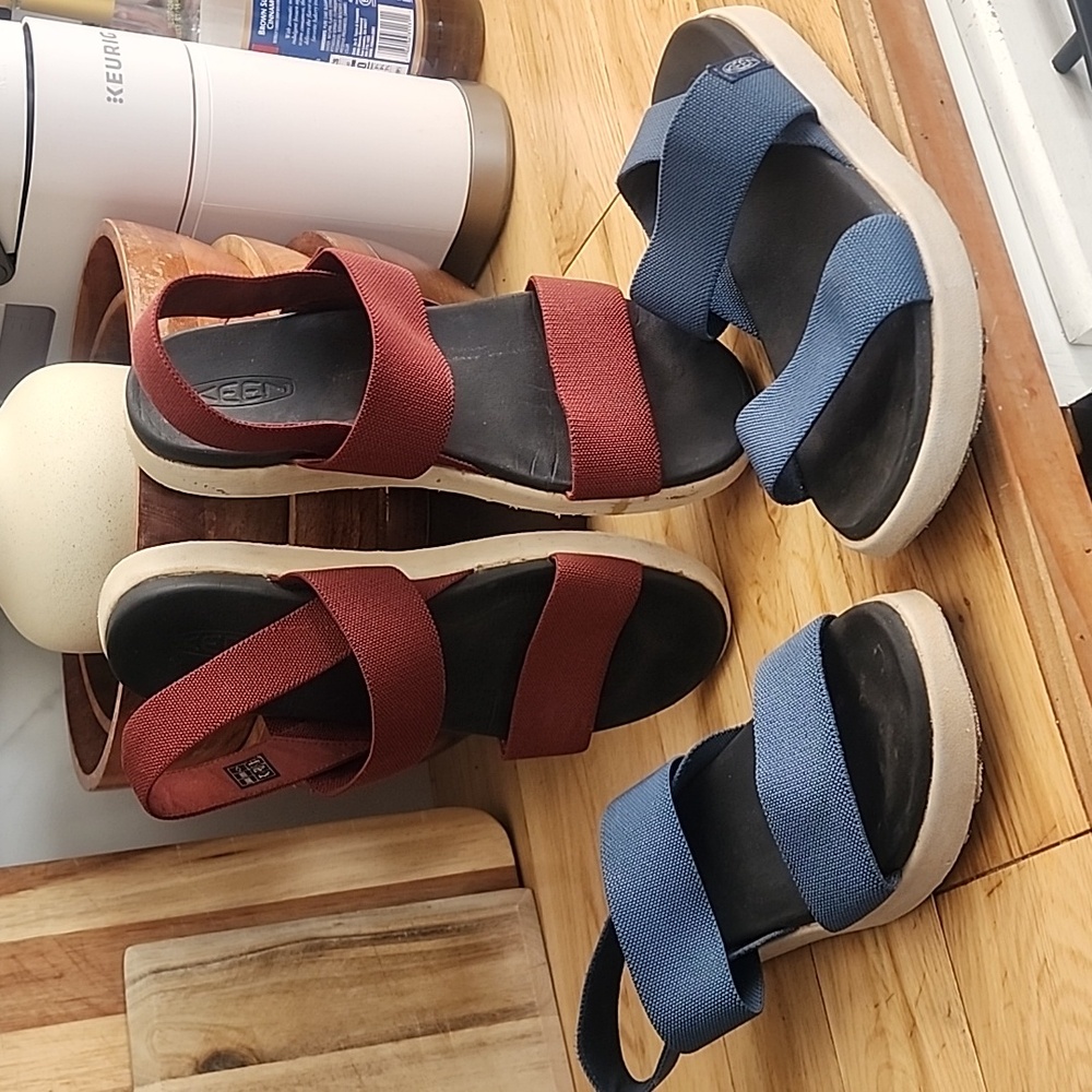 Keen sideline swap sandal Both Pairs 1 Price
